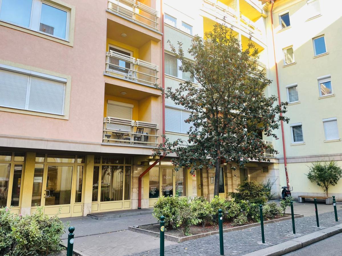 Apartament Peony Hollo - Free Garage Under The House *